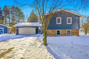 6037 Aztec Trail, North Branch, MN 55056 - Photo 2