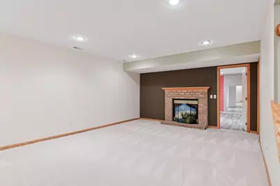 8410 Burlwood Drive, Chanhassen, MN 55317 - Photo 34