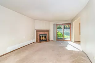 5157 Balmoral Ln, Bloomington, MN 55437 - Photo 4