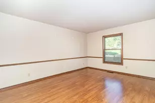 5157 Balmoral Ln, Bloomington, MN 55437 - Photo 12