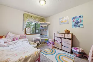 13463 Zenith Ln, Eden Prairie, MN 55346 - Photo 14