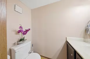 13463 Zenith Ln, Eden Prairie, MN 55346 - Photo 18