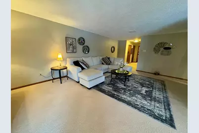 415 S 4th Street #C1, Marshall, MN 56258 - Photo 2