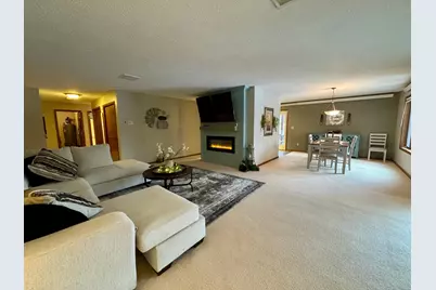 415 S 4th Street #C1, Marshall, MN 56258 - Photo 4