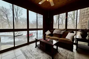 415 S 4th St, Marshall, MN 56258 - Photo 8