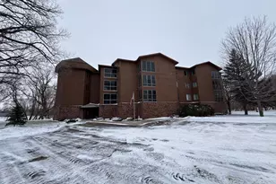 415 S 4th St, Marshall, MN 56258 - Photo 1