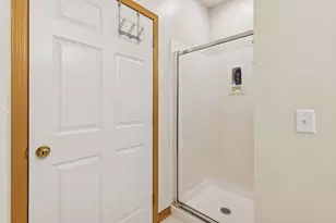 5780 Prairie Ridge Dr, Shoreview, MN 55126 - Photo 22