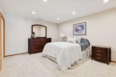 5780 Prairie Ridge Drive, Shoreview, MN 55126 - Photo 34