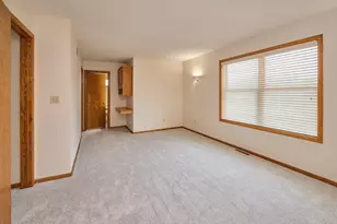 2214 Viola Heights Dr NE, Rochester, MN 55906 - Photo 20