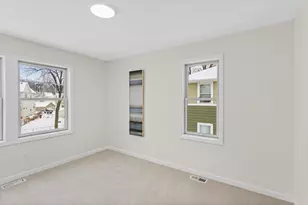 2210 Irving Ave N, Minneapolis, MN 55411 - Photo 20