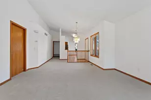 10720 57th Pl N, Plymouth, MN 55442 - Photo 6