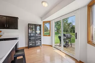 8724 Loch Lomond Blvd, Brooklyn Park, MN 55443 - Photo 10