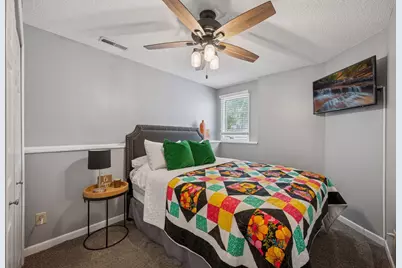 8724 Loch Lomond Boulevard, Brooklyn Park, MN 55443 - Photo 28