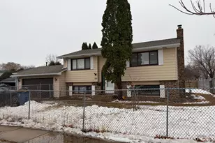 719 Givens Ln, Minneapolis, MN 55411 - Photo 2