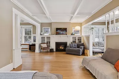 2147 Lincoln Avenue, Saint Paul, MN 55105 - Photo 2