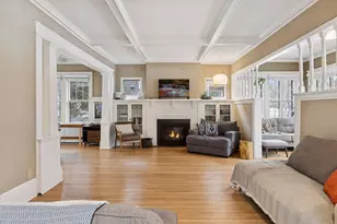 2147 Lincoln Ave, Saint Paul, MN 55105 - Photo 2