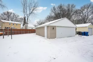 3133 26th Ave N, Golden Valley, MN 55422 - Photo 46