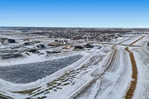 6490 Selkirk Dr S, Fargo, ND 58104 - Photo 84