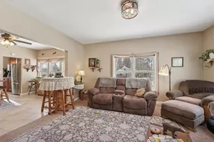 630 2nd St, Duluth, MN 55810 - Photo 2