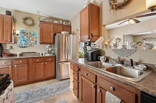 630 2nd St, Duluth, MN 55810 - Photo 8