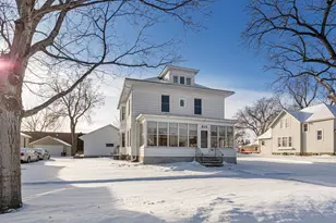 615 5th St NW, Faribault, MN 55021 - Photo 2