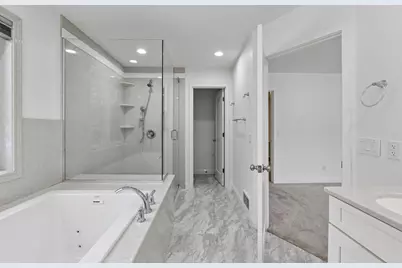 2427 Emerald Trail, Minnetonka, MN 55305 - Photo 34