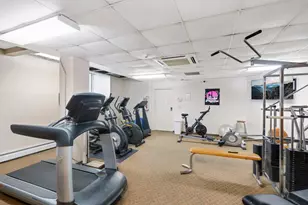 1304 W Medicine Lake Dr, Plymouth, MN 55441 - Photo 24