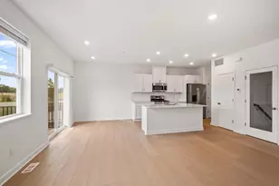 221 HUNTINGTON DR, Waconia, MN 55387 - Photo 4