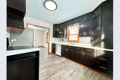 926 N Aurdal Avenue, Fergus Falls, MN 56537 - Photo 22