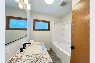 926 N Aurdal Avenue, Fergus Falls, MN 56537 - Photo 10