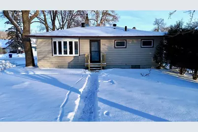 926 N Aurdal Avenue, Fergus Falls, MN 56537 - Photo 38