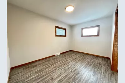 926 N Aurdal Avenue, Fergus Falls, MN 56537 - Photo 16