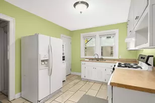 3918 Xenia Ave N, Robbinsdale, MN 55422 - Photo 6