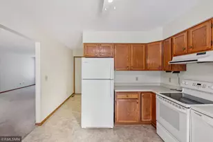 1105 Park St W, Cannon Falls, MN 55009 - Photo 12