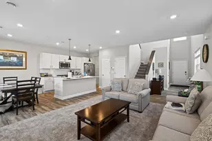 1935 Prospect Ln, Carver, MN 55315 - Photo 6