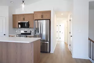 1896 Beaus Dr SE, Rochester, MN 55904 - Photo 4