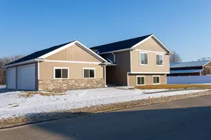 1896 Beaus Dr SE, Rochester, MN 55904 - Photo 1