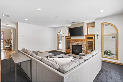 13145 Avocet Street NW, Coon Rapids, MN 55448 - Photo 10