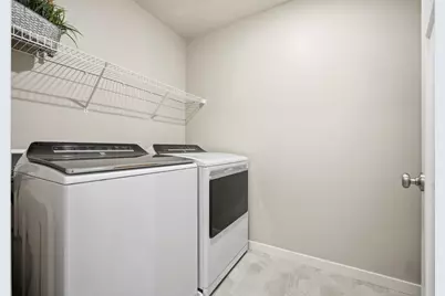 413 Hampton Drive W, Moorhead, MN 56560 - Photo 34