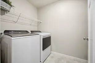 413 Hampton Dr W, Moorhead, MN 56560 - Photo 34