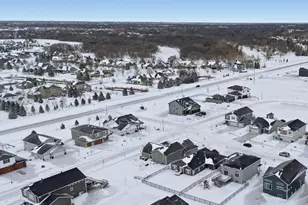 413 Hampton Dr W, Moorhead, MN 56560 - Photo 46