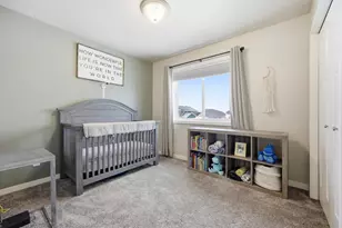 413 Hampton Dr W, Moorhead, MN 56560 - Photo 30