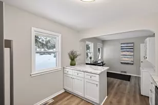 300 106th Ave NW, Coon Rapids, MN 55448 - Photo 16