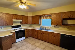 20247 410th Ave, Roseau, MN 56751 - Photo 4