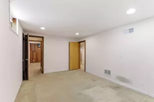 1611 Sumter Ave N, Golden Valley, MN 55427 - Photo 24