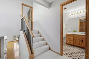 6733 W 82nd St, Bloomington, MN 55438 - Photo 20