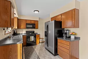 1909 2nd Ave NE, Stewartville, MN 55976 - Photo 6