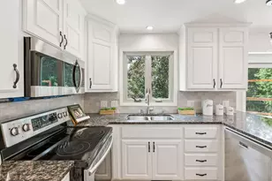 14650 40th Pl N, Plymouth, MN 55446 - Photo 10