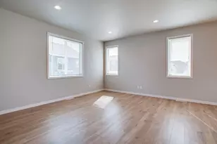 6797 28th St S, Fargo, ND 58104 - Photo 8