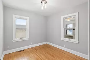 3923 Russell Ave N, Minneapolis, MN 55412 - Photo 10